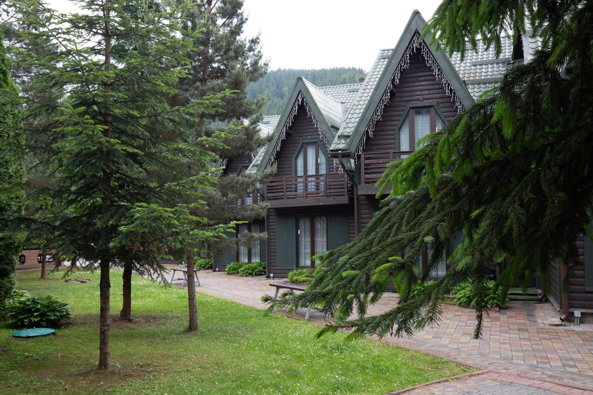 Bukovel Hotel ภายนอก รูปภาพ